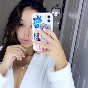 Meet your Posher, Angelique